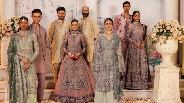 Pakistani Wedding Women Formal Dresses